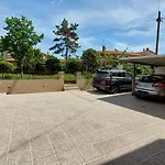 Apartments Nina